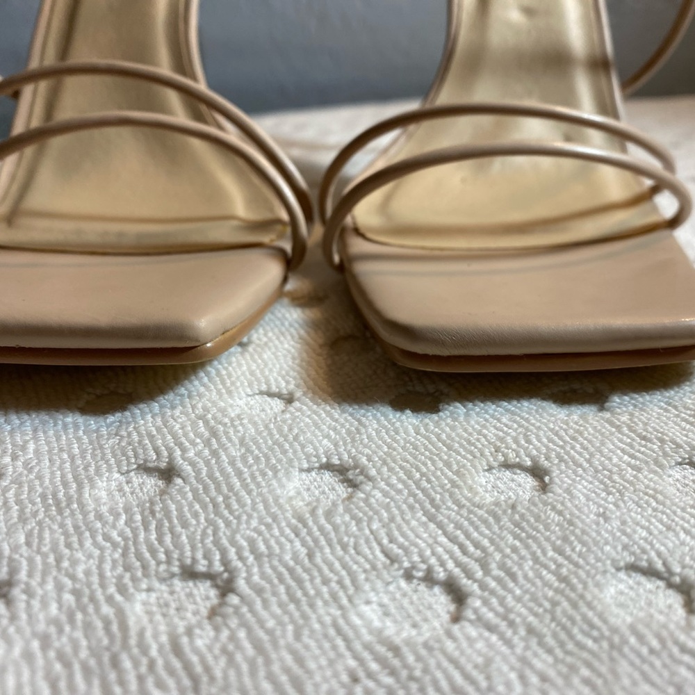 HALSTONS Nude Women's Wizard Multi Strap Party Heels Sandal - Picture 5 of 15